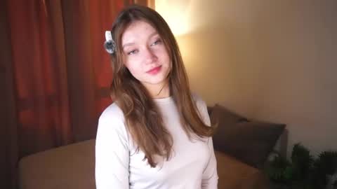 Molly online show from June 24, 4:03 pm