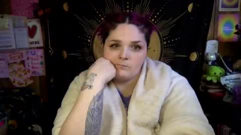 Goddess Fe online show from February 5, 4:10 pm