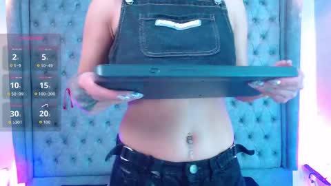 Gyal Smith online show from May 2, 3:01 am