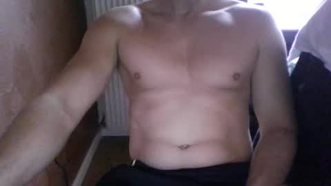 gymxxx_ online show from March 29, 12:07 pm