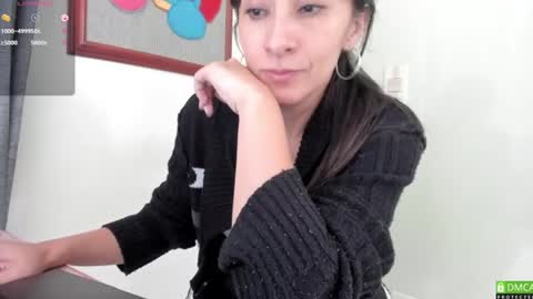 Hae-In online show from June 16, 8:46 pm