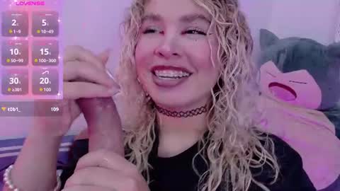 Haely online show from June 20, 11:22 pm