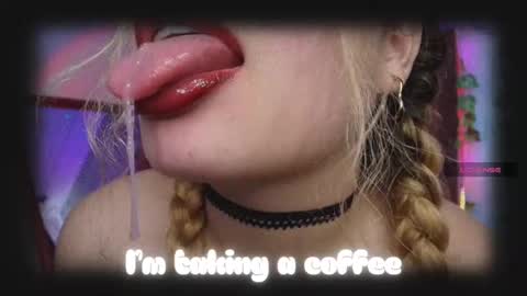 Haely online show from October 4, 6:49 pm