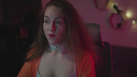 hahayessihaveone online show from September 13, 6:32 pm