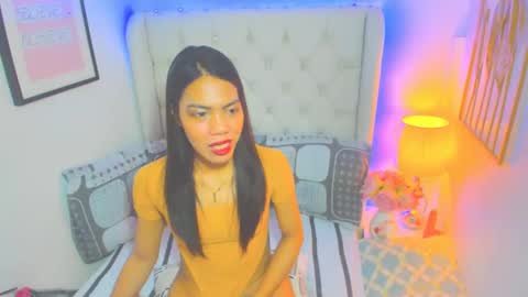 HAILEE HORNY online show from February 11, 12:15 pm