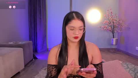 laura online show from August 2, 10:44 pm