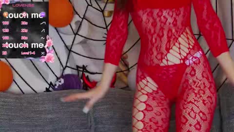 HaileyPeach online show from October 31, 6:19 pm