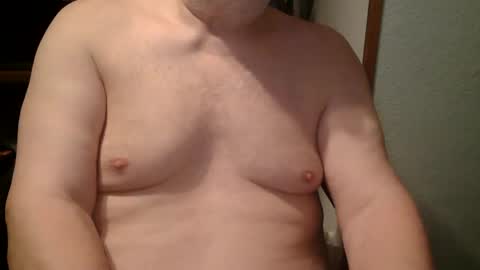 hairyarmpit_lover_1970 online show from November 20, 7:00 pm