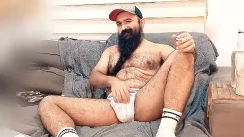 Hairy Beard Smoker online show from June 25, 1:02 am