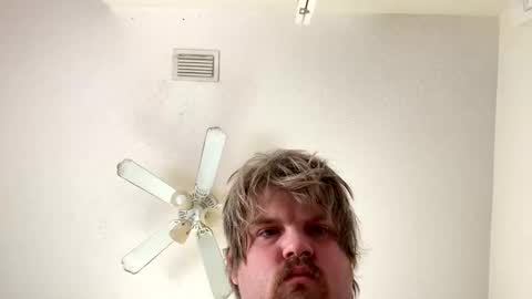 hairybeast215 online show from October 25, 2:17 pm