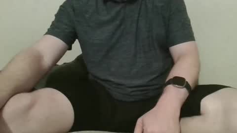 hairychest222141 online show from November 11, 12:02 am