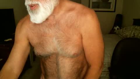 Hairy pecs online show from April 22, 7:48 am