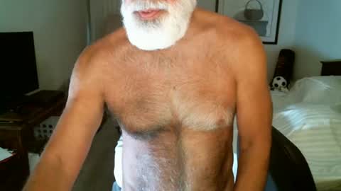 Hairy pecs online show from July 22, 1:02 pm
