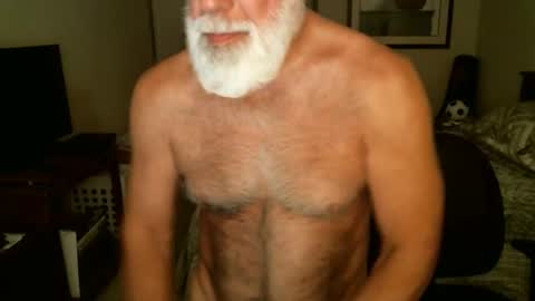 Hairy pecs online show from April 23, 7:49 am