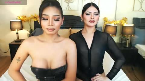 YOUR SIDECHIC HAILEY online show from April 25, 12:51 pm