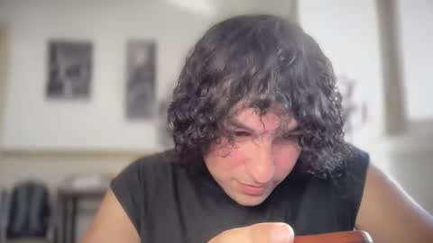 halfblood18 online show from December 21, 5:30 pm