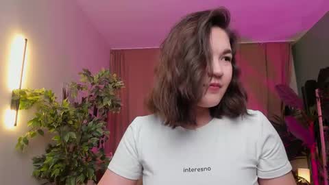 Mary online show from December 14, 2:12 pm