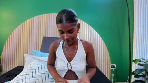 Halley Lorens online show from May 1, 8:58 pm