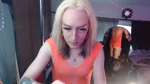halovalentine online show from May 1, 4:56 pm