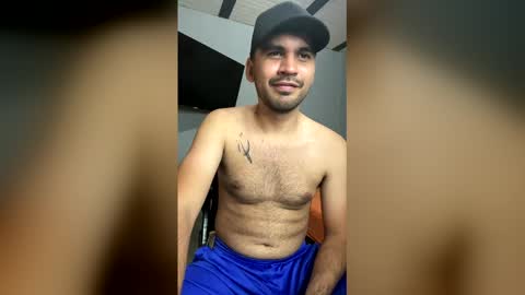 hamiltong12 online show from December 21, 5:47 am