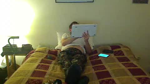 Snapshot of hammerthatthang73 chatting on October 15, 8:48 am hammerthatthang73 online show from October 15, 8:48 am