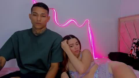 Hana and Zeta online show from March 17, 2:33 pm