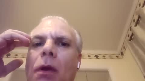 hand69someguy online show from October 6, 5:03 am