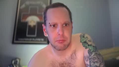 hand_banana_420 online show from March 2, 11:55 pm