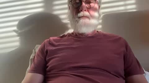 handful57345 online show from January 9, 3:39 pm