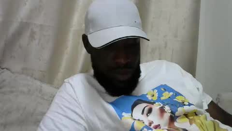 handsome king online show from May 7, 5:08 pm