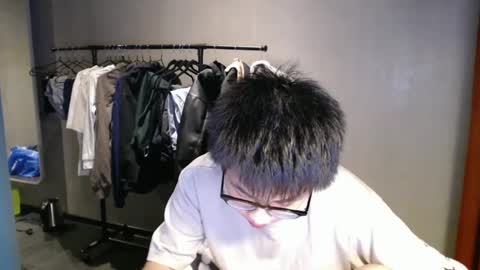 handsome_mannn online show from February 26, 9:20 pm