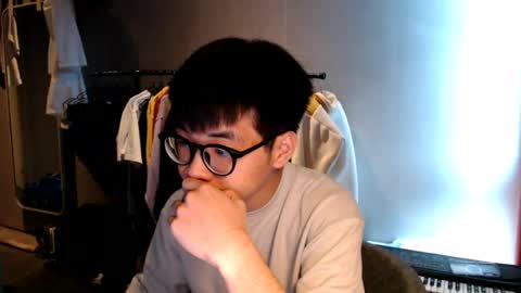 handsome_mannn online show from July 20, 2:19 pm