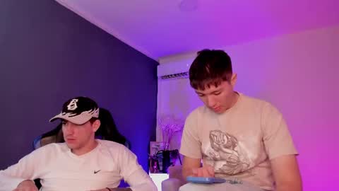 leonardfarrucknick and otis online show from July 10, 1:49 pm