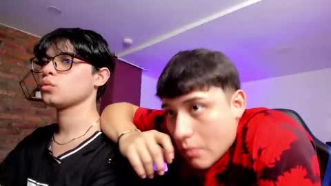 leonardfarrucknick and otis online show from March 6, 12:37 pm