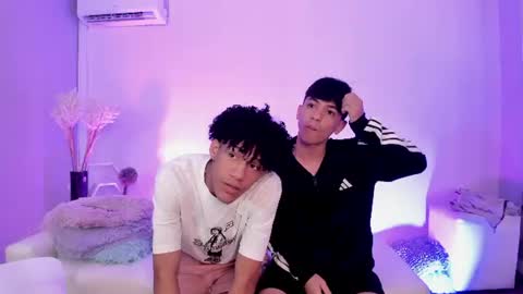 leonardfarrucknick and otis online show from June 20, 8:48 pm