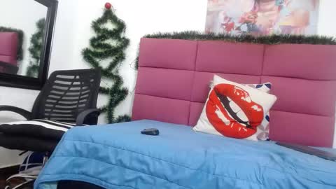 Hanna Palmer online show from December 18, 11:45 am