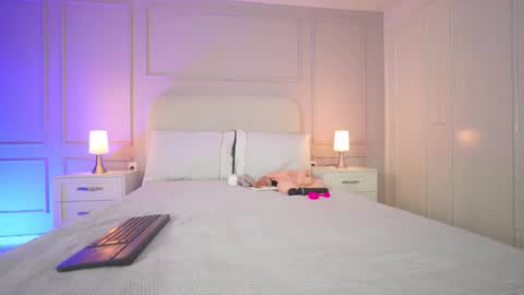 hanna online show from February 13, 3:32 am