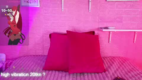 hanna  online show from July 15, 2:06 am