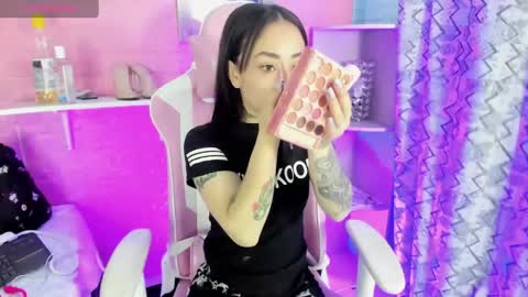  hanna  online show from April 24, 4:03 am
