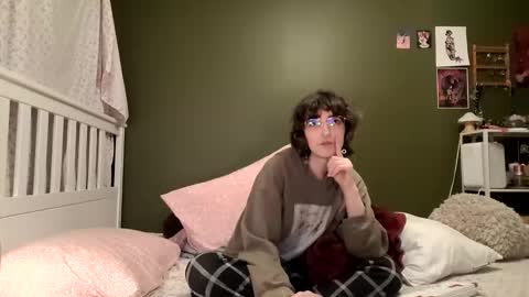 Hanna Banana5 online show from February 1, 6:21 am