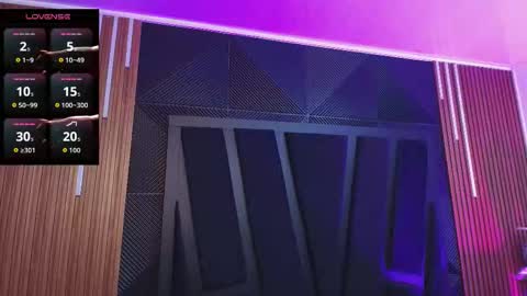 HANNA BECKER online show from February 16, 11:30 am