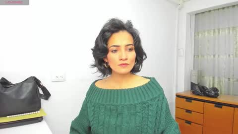 Sara online show from October 27, 6:52 pm