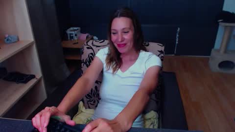hanna_ha online show from May 21, 6:58 pm