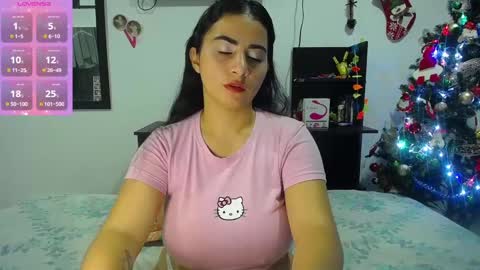 Hanna Milk Show online show from December 7, 7:10 am