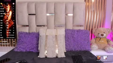 Hanna  online show from July 28, 3:26 am