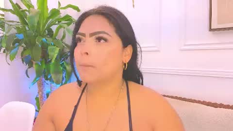HANNA SOFIA online show from July 6, 10:45 am