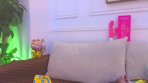 HANNA SOFIA online show from July 16, 11:02 am