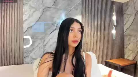 Hanna S online show from July 21, 11:45 am