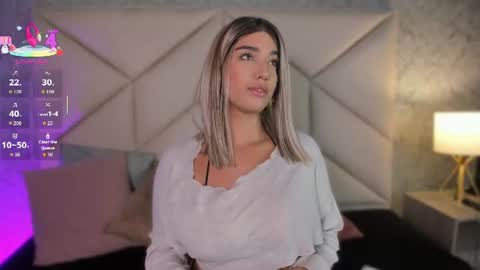 Hanna  online show from June 11, 8:18 pm
