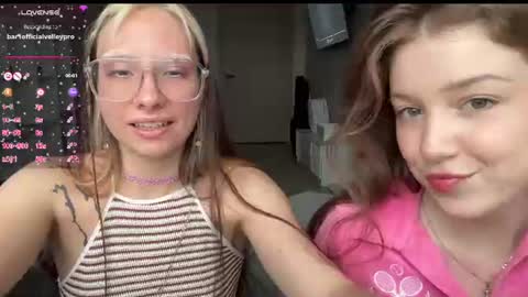 hanna_webber online show from July 1, 7:39 am